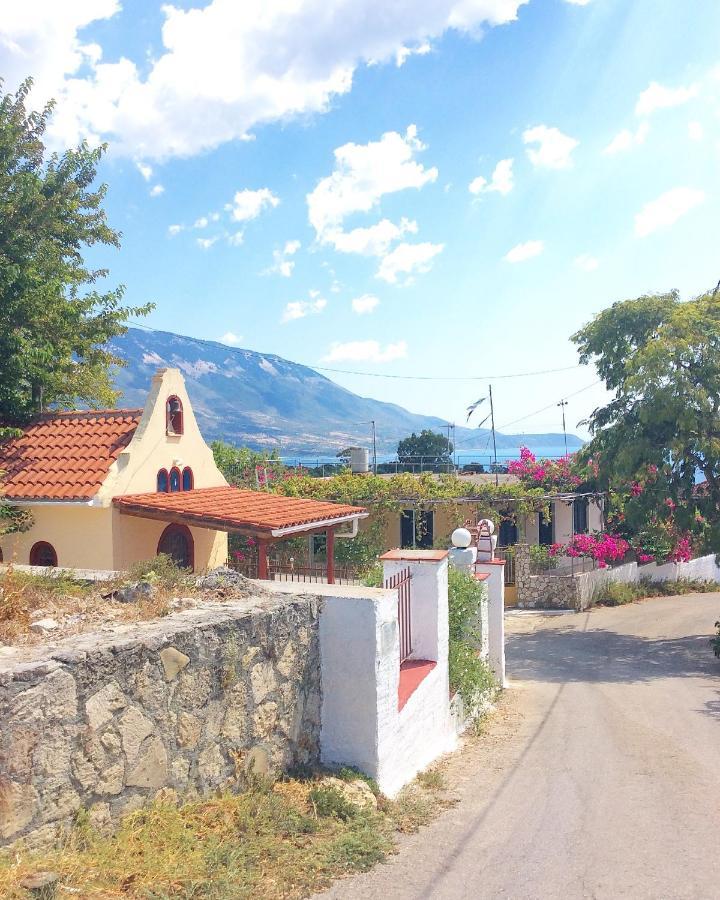 Kefalonia Apartments - Marias Studios - 2 Bedroom Apartment In Orchard, Spartia Exteriör bild