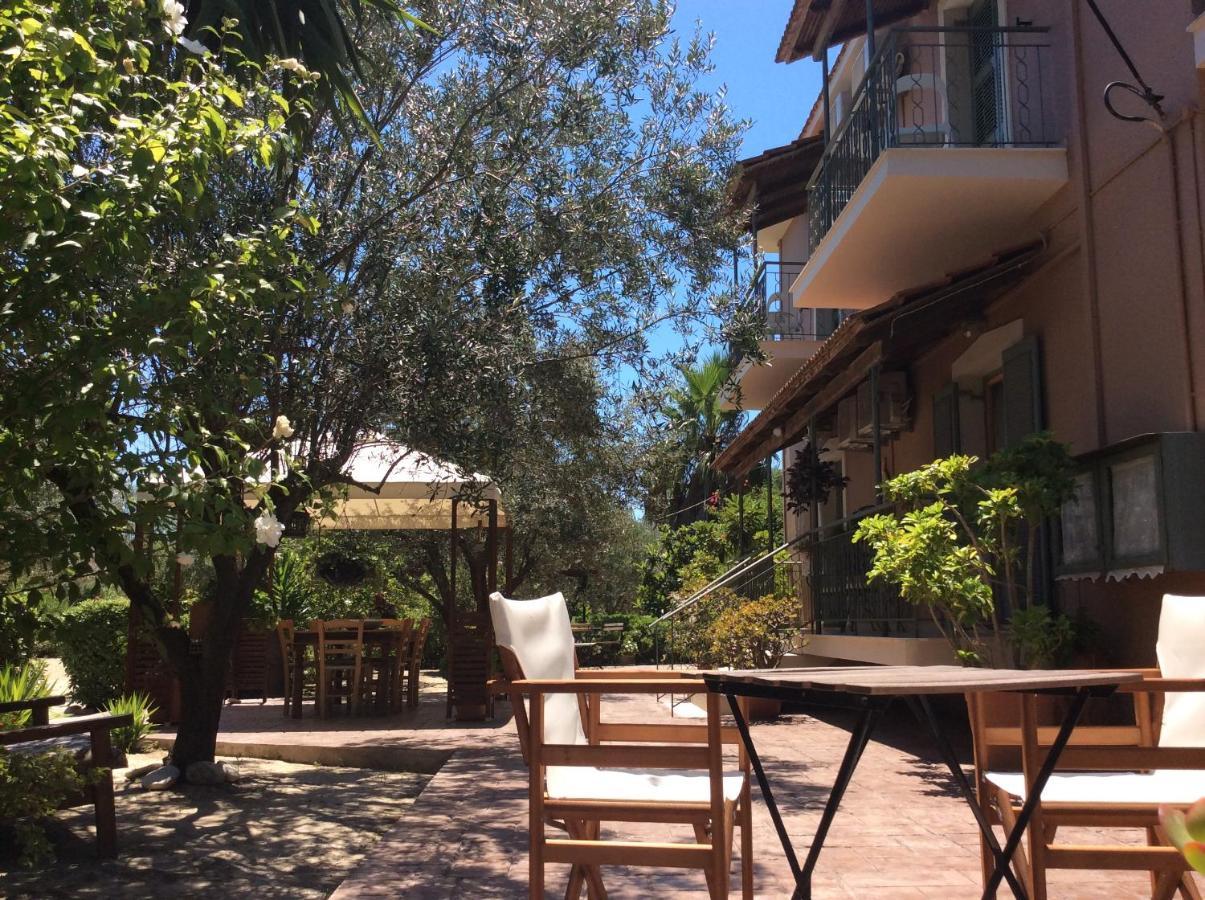 Kefalonia Apartments - Marias Studios - 2 Bedroom Apartment In Orchard, Spartia Exteriör bild